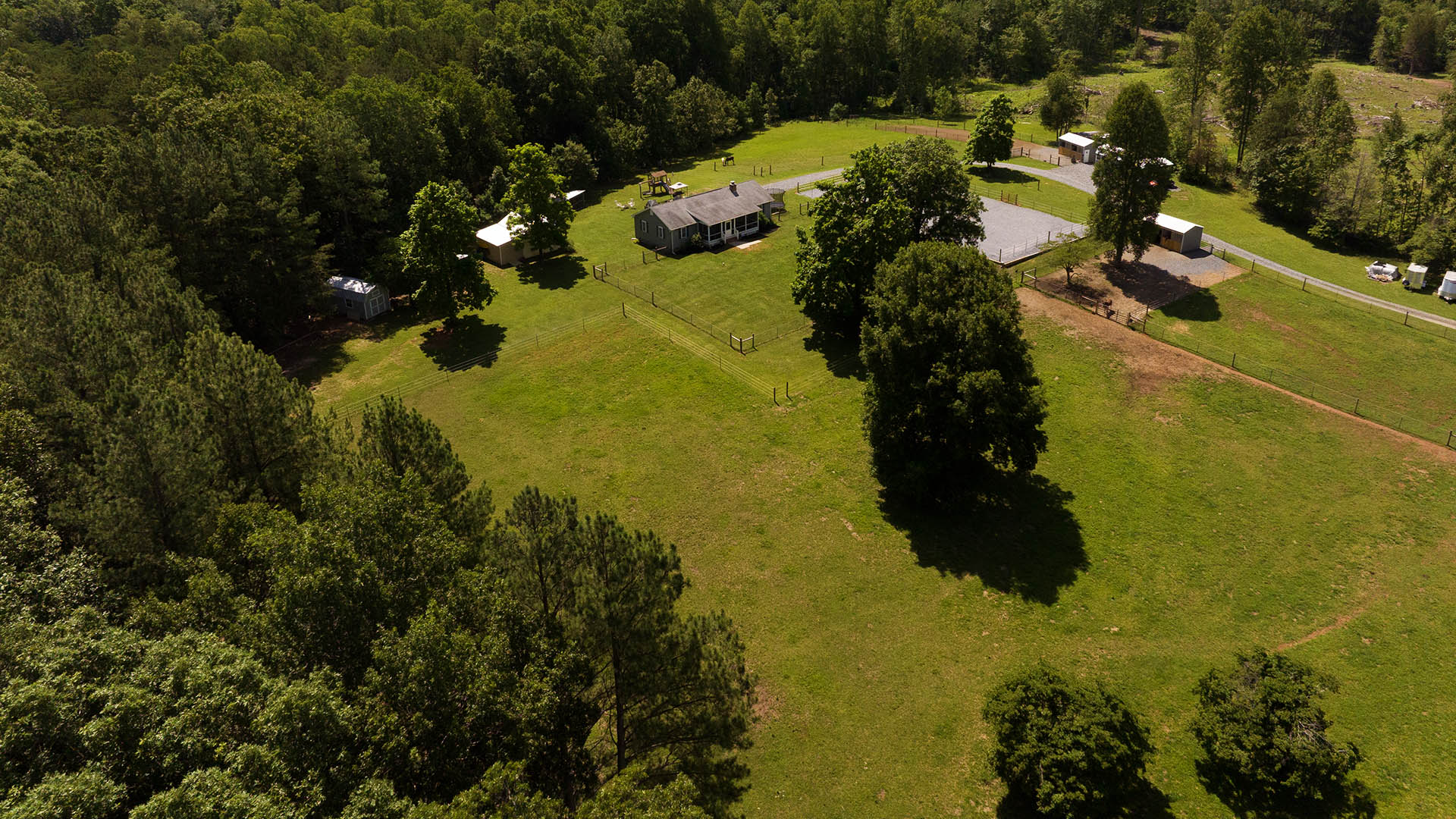 horse farm for sale near Charlottesville VA