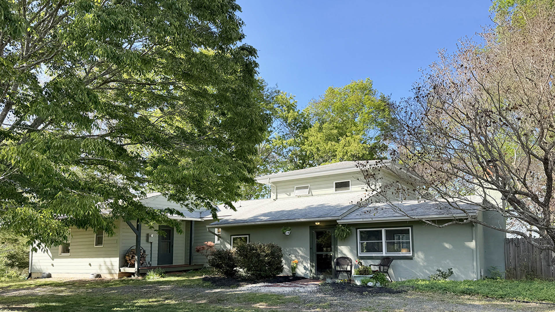 Main Home at Scottsville VA property