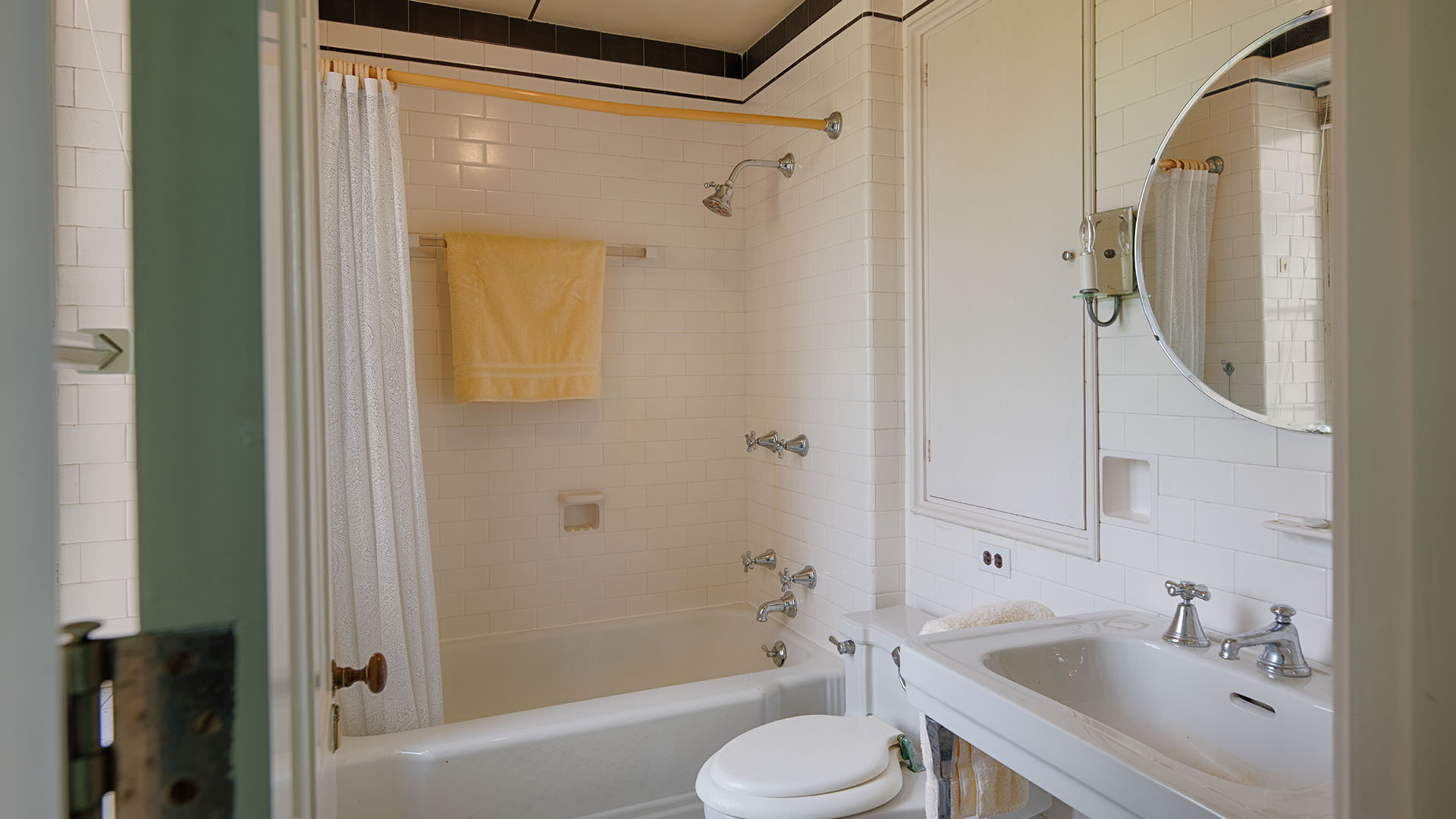 The Dillard Mansion - Stone Mansion for Sale in Virginia