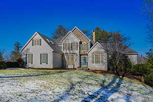 Fluvanna County VA Lake Front Home for sale