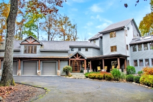 56 Crab Orchard Wintergreen in Nelson County, Virginia  