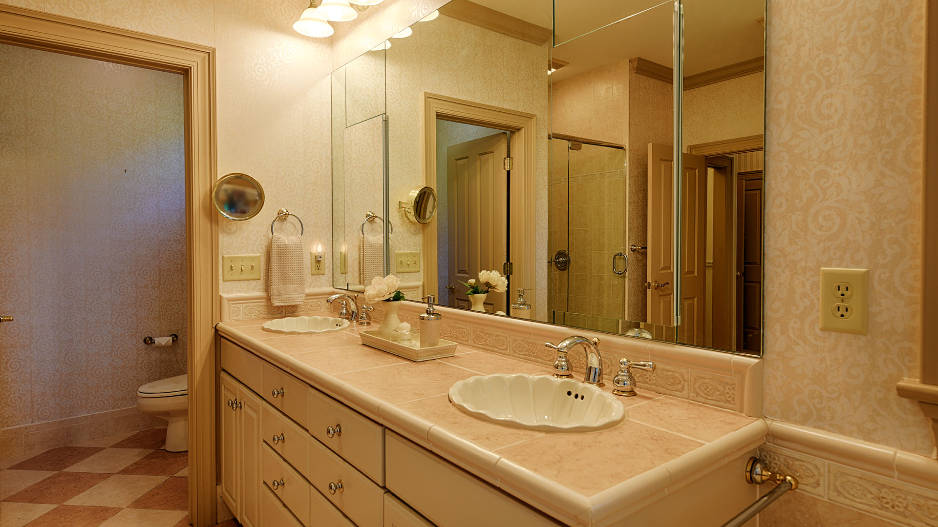 301 Rookwood Drive Charlottesville, Virginia