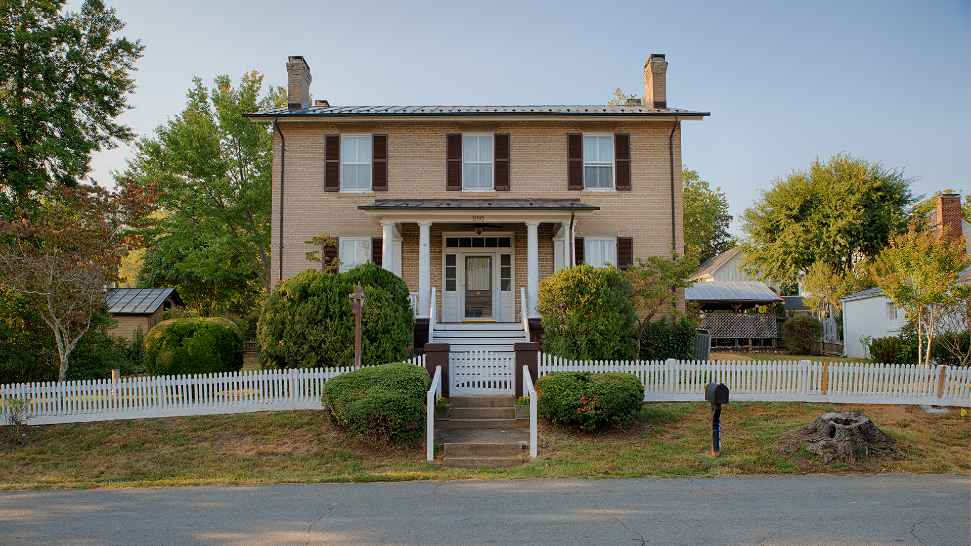 CliffView in Scottsville Virginia