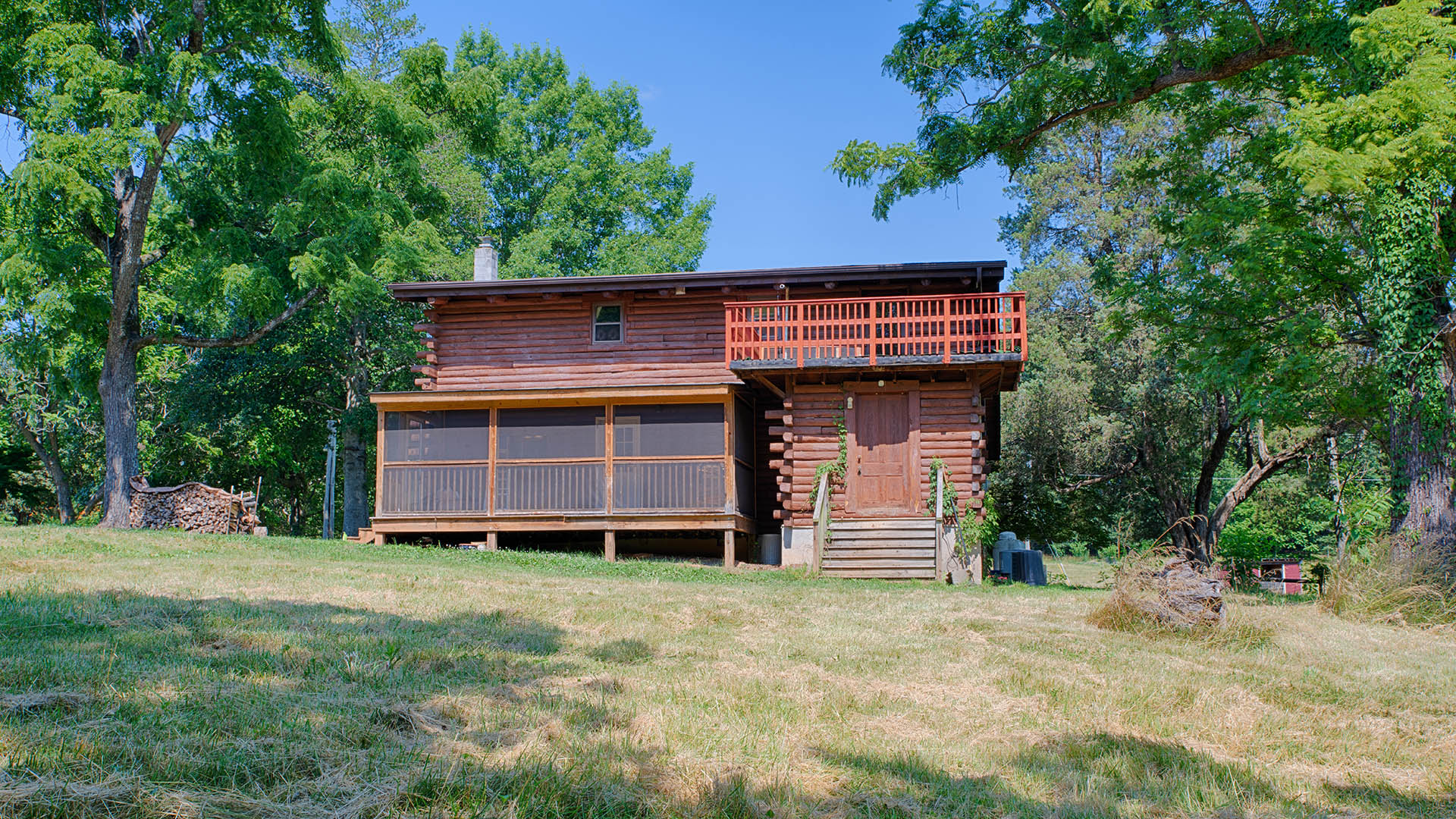  Log Cabin for Sale in VA