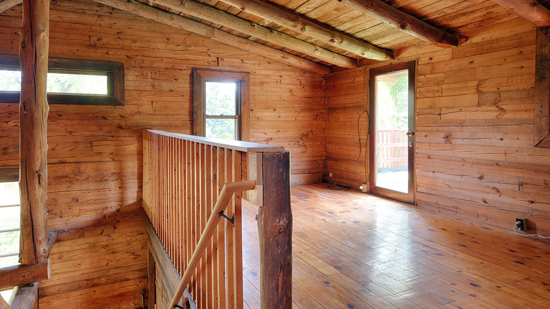  Log Cabin for Sale in VA