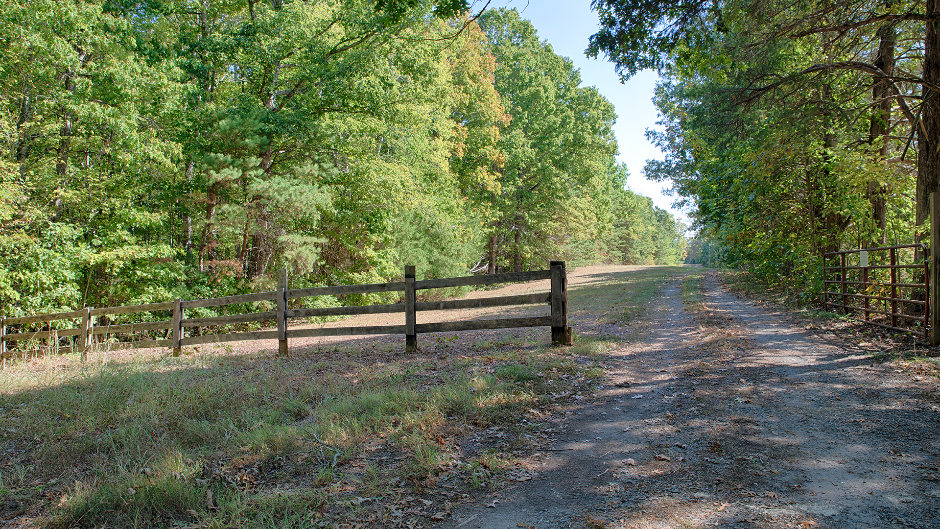 Hardware Cottage and Land for Sale