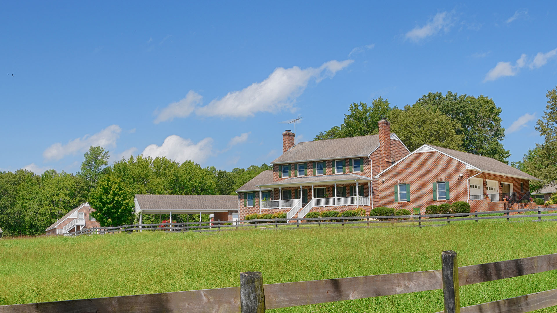 Farm and Compound for Sale in VA